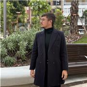 Estudiante de Derecho. Graduado en ESO Y BACH.
